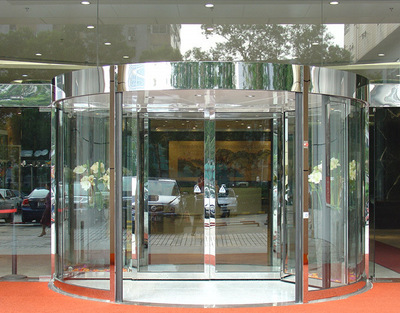 兩翼旋轉(zhuǎn)門(mén) 精致美觀，造型獨(dú)特，盡在金牛區(qū)登云門(mén)業(yè)